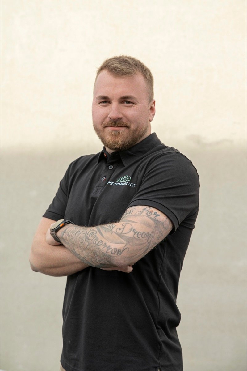 Markus Mällönen, Metikäisen toimitusjohtaja